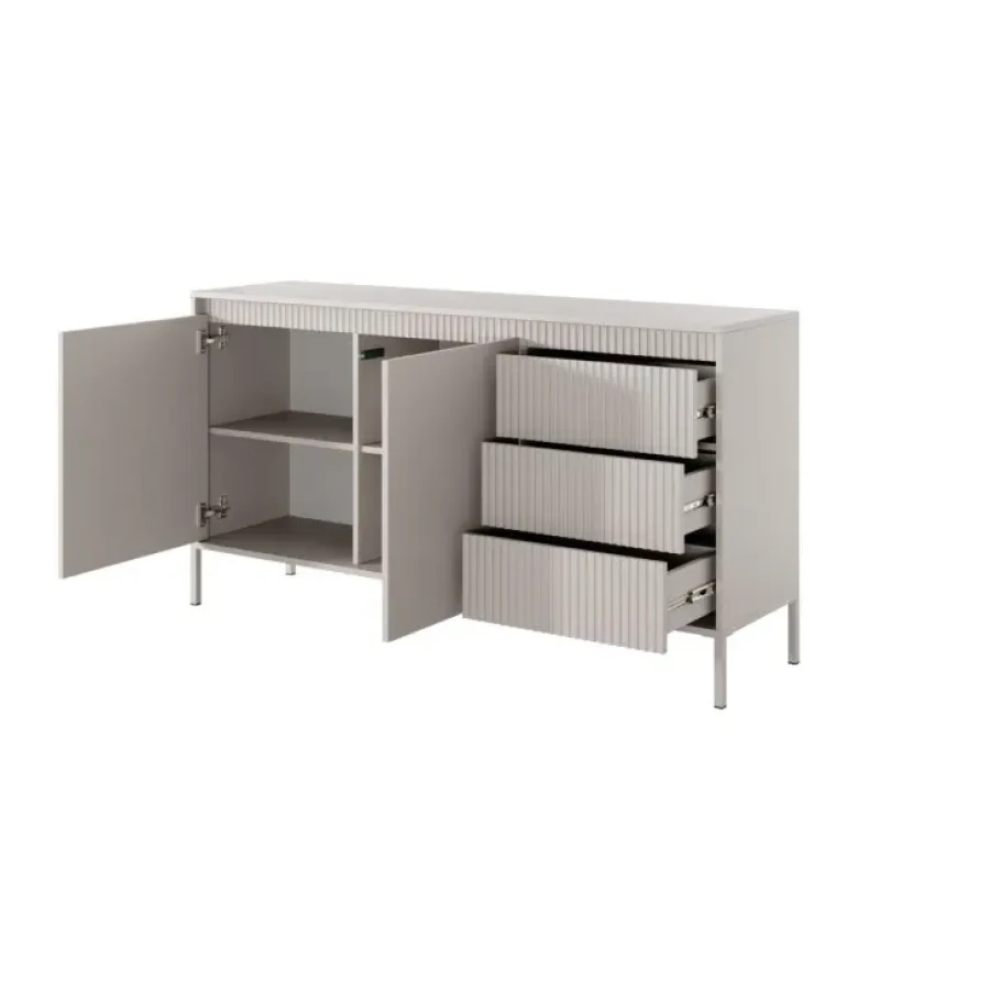 Komoda FIFIJA - bež, je eleganten kos pohištva, ki popestri vaš prostor s svojim luksuznim dizajnom. Narejen je iz kakovostnih materialov v bež barvi.