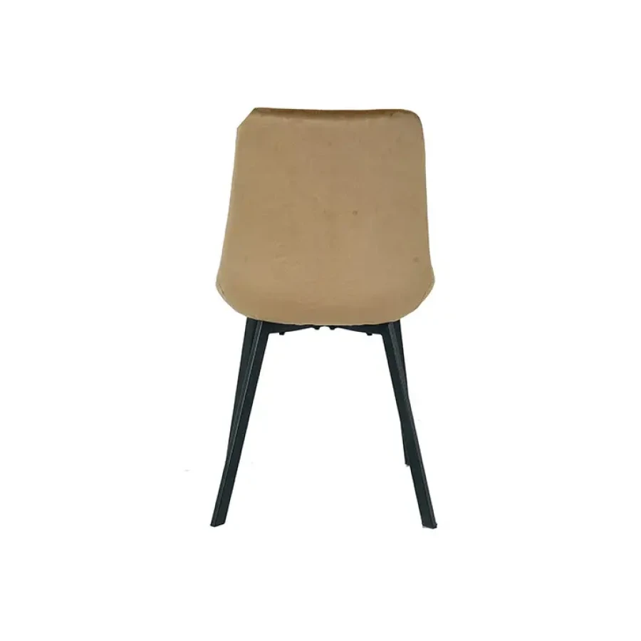 Kuhinjski stol LARA-LUX velvet beige je odlična rešitev za kombiniranje v minimalističen ali industrijski stil prostora. Kombinacija sivega prešitega blaga