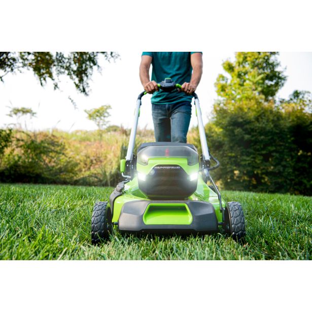 akumulatorska-kosilnica-greenworks-60v-51-cm-samohodna-z-4ah-baterijo-in-polnil-3163282-2 AKUMULATORSKA KOSILNICA GREENWORKS 60V 51 CM SAMOHODNA Z 4AH BATERIJO IN POLNIL. - slika 8