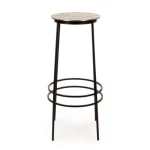 Barski stol AMIRA ORO H77 ima kovinsko konstrukcijo, sedež pa je iz aluminija. Material: - Kovina - Aluminij Barva: - Počen vzorec Dimenzije: širina: Ø36cm