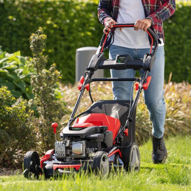 bencinska-kosilnica-scheppach-ms173-51e-51cm-3-kw-samoh-elektro-start-kov-ohisje-3414372-1 BENCINSKA KOSILNICA SCHEPPACH  MS173-51E 51CM 3 KW SAMOH ELEKTRO ŠTART KOV.OHIŠJE - slika 8