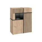 Dnevni regal FERI . Dnevni regal FERI je eleganten in atraktiven. Moderen dizajn, z dodatkom kombinacije črne mat barve ter tiska črnih črt, se bo podal v