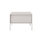 Dnevni regal FIFIJA - bež . Dnevni regal FIFIJA - bež, je eleganten kos pohištva, ki popestri vaš prostor s svojim luksuznim dizajnom. Narejen je iz