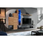 Dnevni regal NEJA 2 . Dnevni regal NEJA 2 je moderno oblikovan in elegantnega videza v kombinaciji lesa in kovine. Vrata visoke omare se odpirajo s push-click