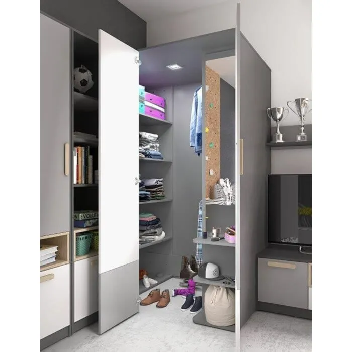 Dvokrilna garderobna omara SIVKO - desna Dvokrilna garderobna omara SIVKO - desna . Dvokrilna garderobna omara SIVKO - desna je omara z dvema prečkama, knjižna polica s policami, toaletna miza in