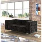 Dvosed DALAS . Dvosed DALAS je elegantnega videza, ki vam bo polepšal vsak prostor. Vzmeten je z valovitimi vzmetmi, ki nudijo še večjo udobnost in oporo