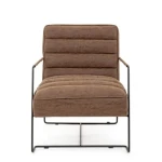 Fotelj BRIANNA rjava . Fotelj BRIANNA je dobavljiv v rjavi barvi. Okvir je kovinski, sedež je oblečen v umetno usnje. Polnjen je z poliuretansko peno.