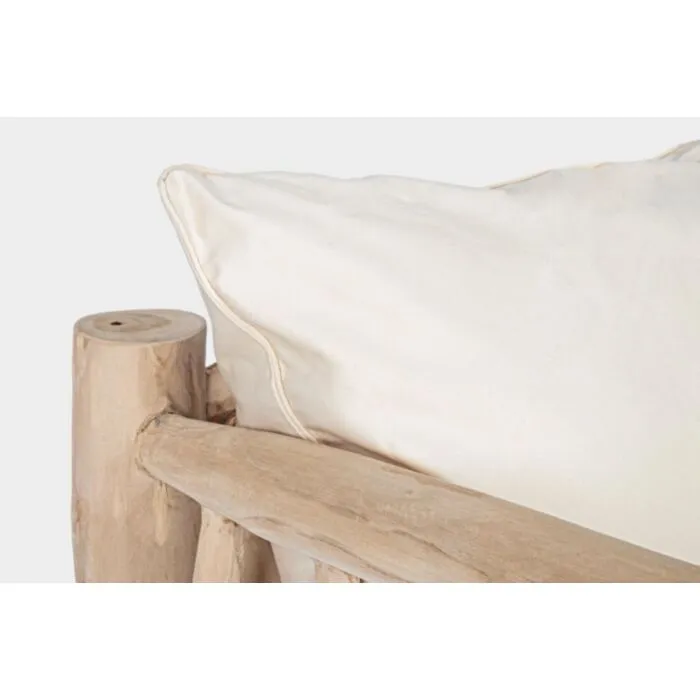 Fotelj C-C SAHEL natur Fotelj C-C SAHEL natur . Fotelj C-C SAHEL natur ima tikove veje z naravnim zaključkom. Ima odstranljive blazine z bombažno poliestersko tkanino. Odstvetujemo