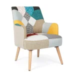 Fotelj GALATEA 2 . Fotelj GALATEA 2 ima strukturno iz borovega lesa. Je mehek in prijeten za se odpočiti. Material: - Les Barva: - Lesene noge - Več barvni