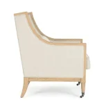 Fotelj MARLIN bež . Fotelj MARLIN je sestavljen iz lesenega okvirja jelše, prevleka pa je iz lana. Polnilo je iz pena, kar zagotavlja dodatno mehkobo in