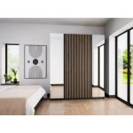 Garderobna omara EVITA 1 . Garderobna omara EVITA 200 cm ima moderen dizajn. Narejena je iz laminirane plošče debeline 16 mm. Stranice so v črni barvi,