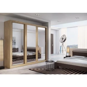 Garderobna omara KALIJA . Garderobna omara KALIJA s tremi drsnimi vrati in ogledali. Omara vsebuje obešalni del kakor tudi police. Izdelana je iz laminirane