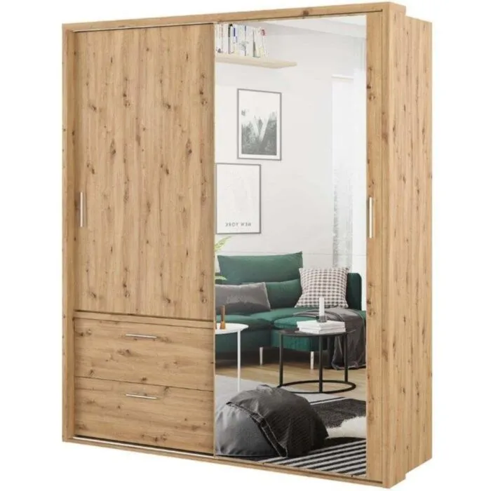 Garderobna omara KLARA Garderobna omara KLARA . Garderobnao mara KLARA je dvokrilna garderobna omara z ogledalom, dvema palicama, dvema predaloma, policami in osvetlitvijo. En del na