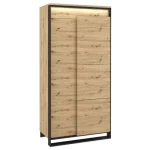 Dvokrilna garderobna omara KVIN je prostorna omara s palico za obešalnike in notranjo knjižno omaro s policami. Omara je prostorna in moderna, zlije se v