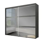 Garderobna omara TIFANY 2 . Drsna omara TIFANY 2 je iz kolekcije TIFANY 2. Njena glavna prednost je uporaba 2 palic in številnih polic, ki vam nudijo ogromno