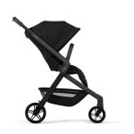 udobje in funkcionalnost. Od mehke košare za novorojenčka do prilagodljivega športnega sedeža – ta voziček raste z vašim otrokom in vam zagotavlja popolno svobodo gibanja že od rojstva. Košara za novorojenčka – udobje v prvih mesecihZasnovana z mislijo na občutljivo otroško kožo in potrebe v prvih mesecih življenja. Napreden prezračevalni sistem: Za optimalno kroženje zraka in prijetno temperaturo v vseh letnih časih.Ergonomska vzmetnica in mehka obloga: Za varen