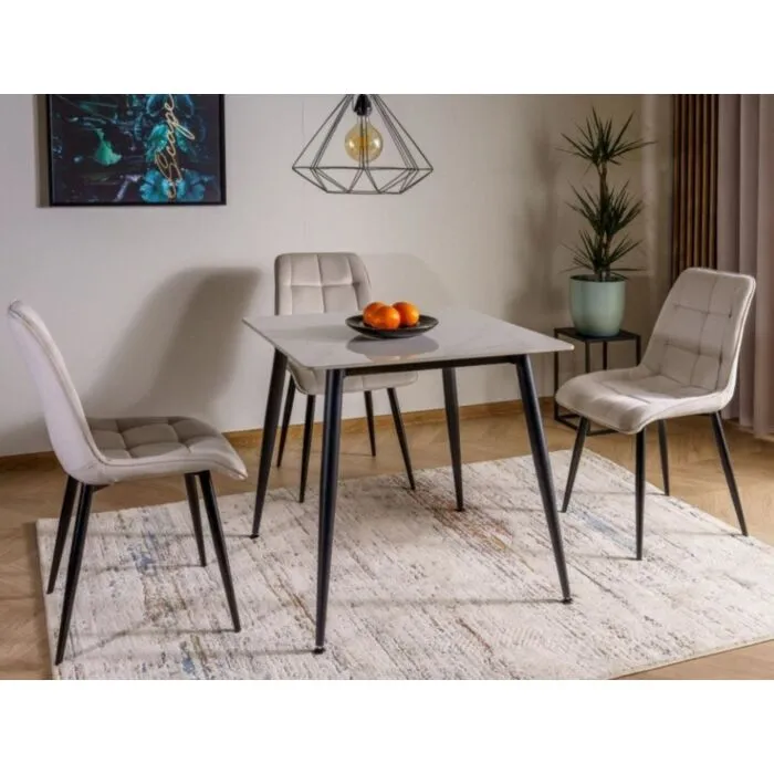 Jedilna miza RIONA Jedilna miza RIONA . Jedilna miza RIONA je elegantna in priročna jedilna miza, ki se prilega v vsak prostor. Mizna plošča je narejena iz kakovostne keramike