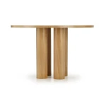 Jedilna miza VILA . Jedilna miza VILA je okrogle oblike. S svojim naravnim videzom bo vnesla svežino in eleganco v vaš prostor. Narejena je iz kakovostnega