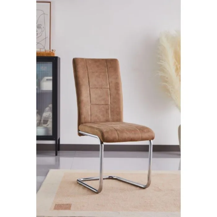 Jedilni stol DANA 2 oker Jedilni stol DANA 2 oker . Jedilni stol DANA 2 je elegantne oblike in kakovostne izdelave. Njegov dizajn se bo podal v vsako jedilnico. Oblazinjen je v oker