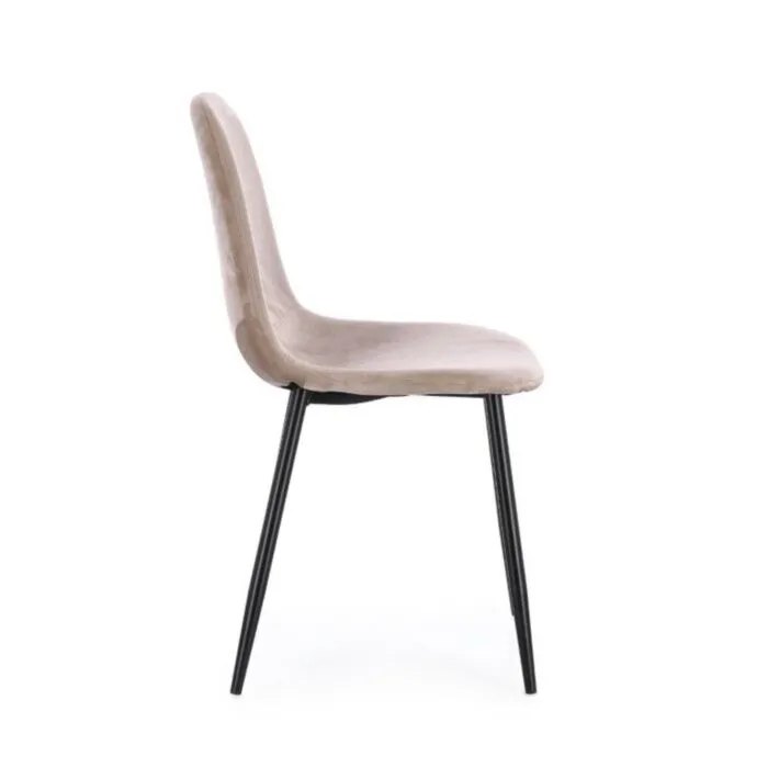 Jedilni stol IRELIA taupe Jedilni stol IRELIA taupe . Jedilni stol IRELIA taupe ima kovinske noge v črni barvi, kar zagotavlja stabilnost. Obložen je s poliuretansko peno za dodatno