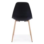 Jedilni stol MANDY črn . Jedilni stol MANDY je dobavljiv v črni barvi, kovinske noge v barvi lesa. Sedalni del iz polipropiena. Dimenzije: širina: 53cm