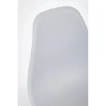 Jedilni stol MANDY siv . Jedilni stol MANDY je praktičen in sodobnega dizajna. Sedalni del je izdelan iz trpežnega polipropilena v sivi barvi. Kar zagotavlja