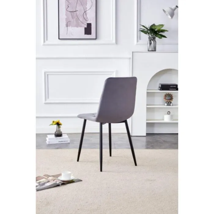 Jedilni stol MILA velvet siva Jedilni stol MILA velvet siva . Jedilni stol MILA velvet siva je odlična rešitev za kombiniranje v minimalističen ali industrijski stil prostora.