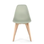 Jedilni stol SYSTEM zelen . Jedilni stol SYSTEM zelen je eleganten kos pohištva, ki da poseben čar vašemu prostoru. Noge ima narejene iz bukovega lesa.