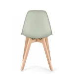 Jedilni stol SYSTEM zelen . Jedilni stol SYSTEM zelen je eleganten kos pohištva, ki da poseben čar vašemu prostoru. Noge ima narejene iz bukovega lesa.