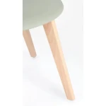 Jedilni stol SYSTEM zelen . Jedilni stol SYSTEM zelen je eleganten kos pohištva, ki da poseben čar vašemu prostoru. Noge ima narejene iz bukovega lesa.