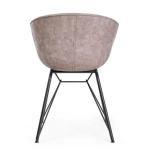 Jedilni stol WARHOL bež/črna . Jedilni stol WARHOL bež/črna ima jeklene noge, ki zagotavljajo stabilnost in trpežnost. Sedež je izdelan iz polipropilena