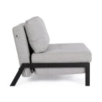 Kavč 1P HAYDEN bež . Kavč 1P HAYDEN bež ima jeklene noge in obložen je z dvoslojno peno ki ima čez tkanino. Dimenzije: širina: DIVANO: 95cm globina: