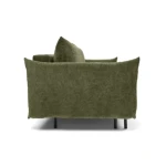 Kavč BONITA . Kavč BONITA je udoben kavč v modernem stilu. Značilne stranice, udobne blazine za hrbet in tanke, črne noge naredijo kos pohištva zelo