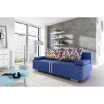 Kavč POLLY . Kavč POLLY je živahen in sodoben kavč, primeren za dnevni prostor ali otroško sobo. Narejen je iz kvalitetnega blaga. Pri raztegnitvi vam