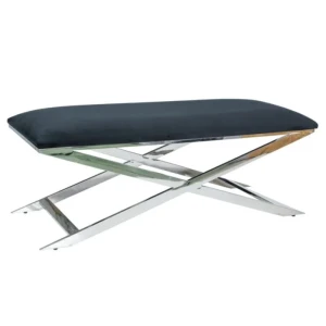 Klop CROSS . Moderna klop CROSSje eleganten kos pohištva, ki popestri vaš prostor in mu prinese posebno eleganco. Narejena je iz kakovostnega in trpežnega