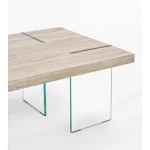 Klub miza TOM 120X60 . Klub miza TOM je dobavljiva v natur barvi lesa. Noge so iz kaljenega stekla debeline 12mm, mizna plošča pa je iz MDF-ja v videzu lesa.