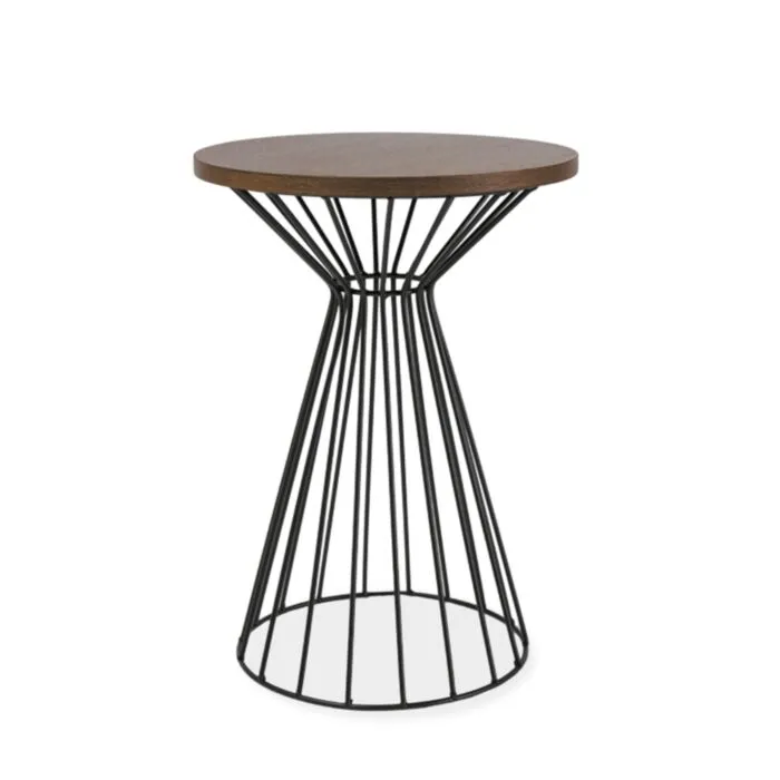 Klubska miza ALJA 2 oreh/črna . Moderna klub miza ALJA 2 je kvalitetna in stabilna ter primerna za vsako dnevno sobo. Mizna plošča je narejena iz MDF-a in