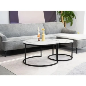 Klubska miza ATLANTIDA BELA . Klubska miza ATLANTIDA BELA. Mizna plošča je narejena iz stekla v videzu belega marmorja. Okvir mize je iz kovine v črni