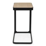 Klubska miza EVERITT 50X30 . Klubska miza EVERITT 50X30 je narejena iz furnira in ima jekleni okvir. Dimenzije: širina: 50cm globina: 30cm višina: 55cm