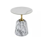 Klubska miza FAMI, je elegantna in očarljiva mizica, ki se poda v vsak prostor, ne glede na to ali je to vaša dnevna soba, spalnica ali predprostor. Ima