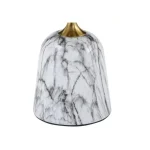 Klubska miza FAMI, je elegantna in očarljiva mizica, ki se poda v vsak prostor, ne glede na to ali je to vaša dnevna soba, spalnica ali predprostor. Ima