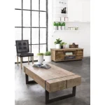 Klubska miza GARRETT 120X60 . Klubska miza GARRETT je sestavljena iz kovinskih nog, mizna plošča je v videzu lesa. Dimenzije: širina: 120cm globina: 60cm