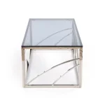 Klubska miza MABO . Klubska mizica MABO vas bo navdušila. Narejena je iz kovine in steklene mizne plošče. Vašemu prostoru bo prinesla eleganco s svojo