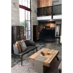 Klubska miza MANCHESTER 118X70 . Klubska miza MANCHESTER 118X70 ima okvir iz lesa in jekla, noge so nastavljive. Dimenzije: širina: 118cm globina: 70cm