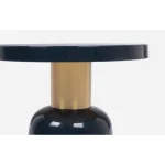 Klubska miza NALIMA D41 modra . Klubska miza NALIMA D41 modra je kakovostna mizica. Kombinacija modre in zlate barve se odlično prilega v vsak prostor.