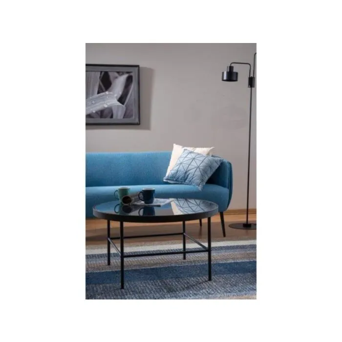 Klubska miza VANESA . Klubska mizica VANESA je eleganten kos pohištva, ki popestri vaš prostor. Njen poseben dizajn vas bo navdušil, saj prinese vašemu