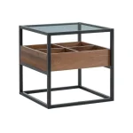 Klubska mizica ARMY 2 . Klubska mizica ARMY je narejena iz laminirane plošče, zgoraj pa ima kaljeno steklo in okvir je iz kovine. Debelina delovne plošče