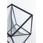 Klubska mizica ESPIRAL 40x40 ima kovinske okvirje in top iz kaljenega stekla. S svojo obliko in dizajnom popestri vsak prostor, ne glede na okolico. Material: