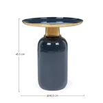 Klubska mizica NALIMA D40.5 modra . Klubska mizica NALIMA D40.5 modra ima kovinski okvir in okrasni obroč iz kovine z medeninastim zaključkom, kar zagotavlja