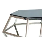 Klubska mizica ROL . Klubska mizica ROL je eleganten kos pohištva, ki popestri vaš prostor s svojo eleganco. Narejena je iz kakovostnega kaljenega stekla in